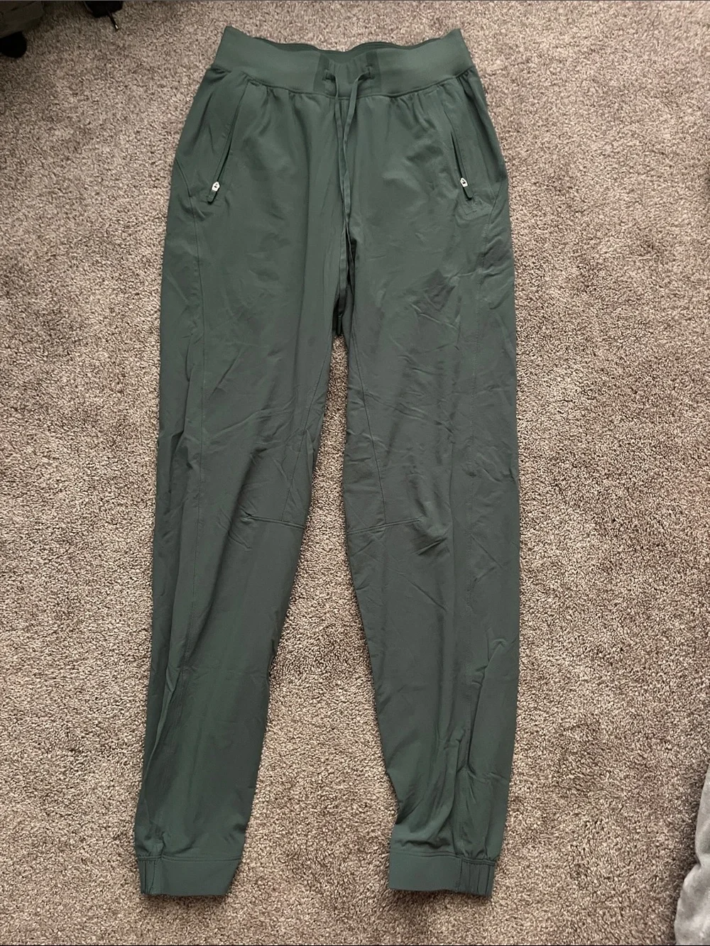 Lululemon green joggers